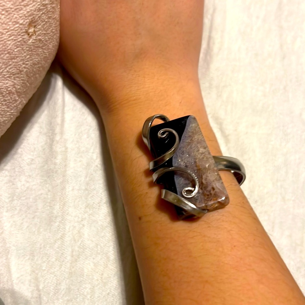 Fork art bracelets with stone